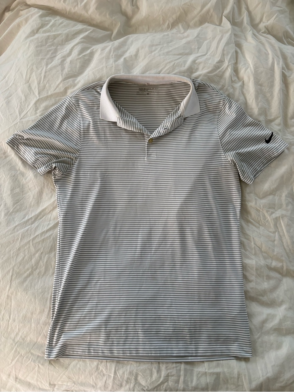 Nike Men’s White and Gray Striped Golf Polo